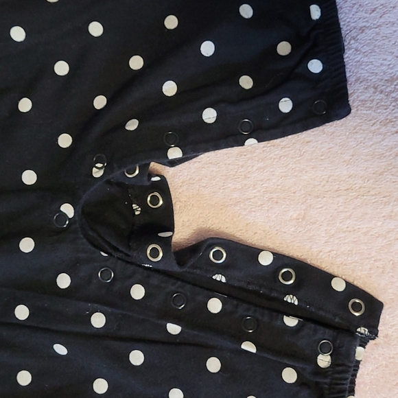 Green Jacket and black Jumper with white polkadots - Picture 4 of 4